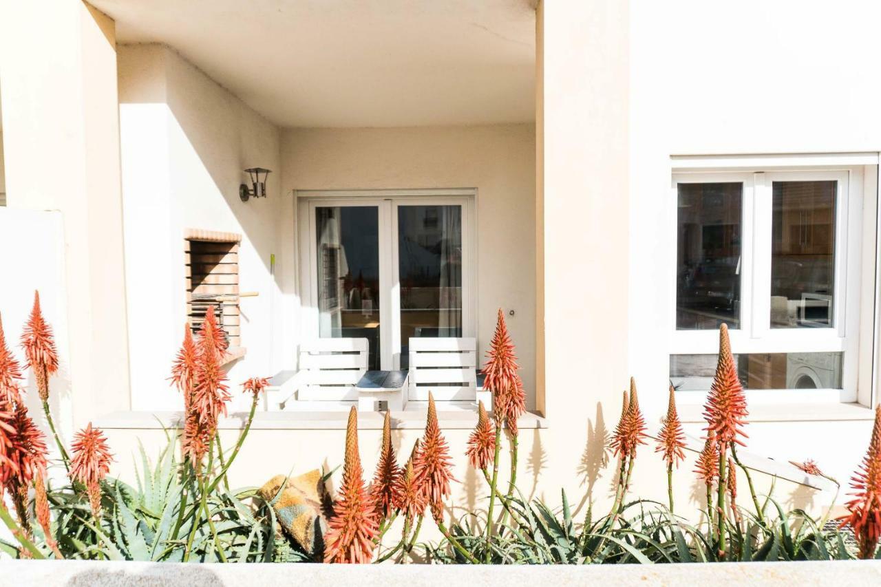 Apartments Baleal: Sunshine By The Pool Ferrel  Dış mekan fotoğraf
