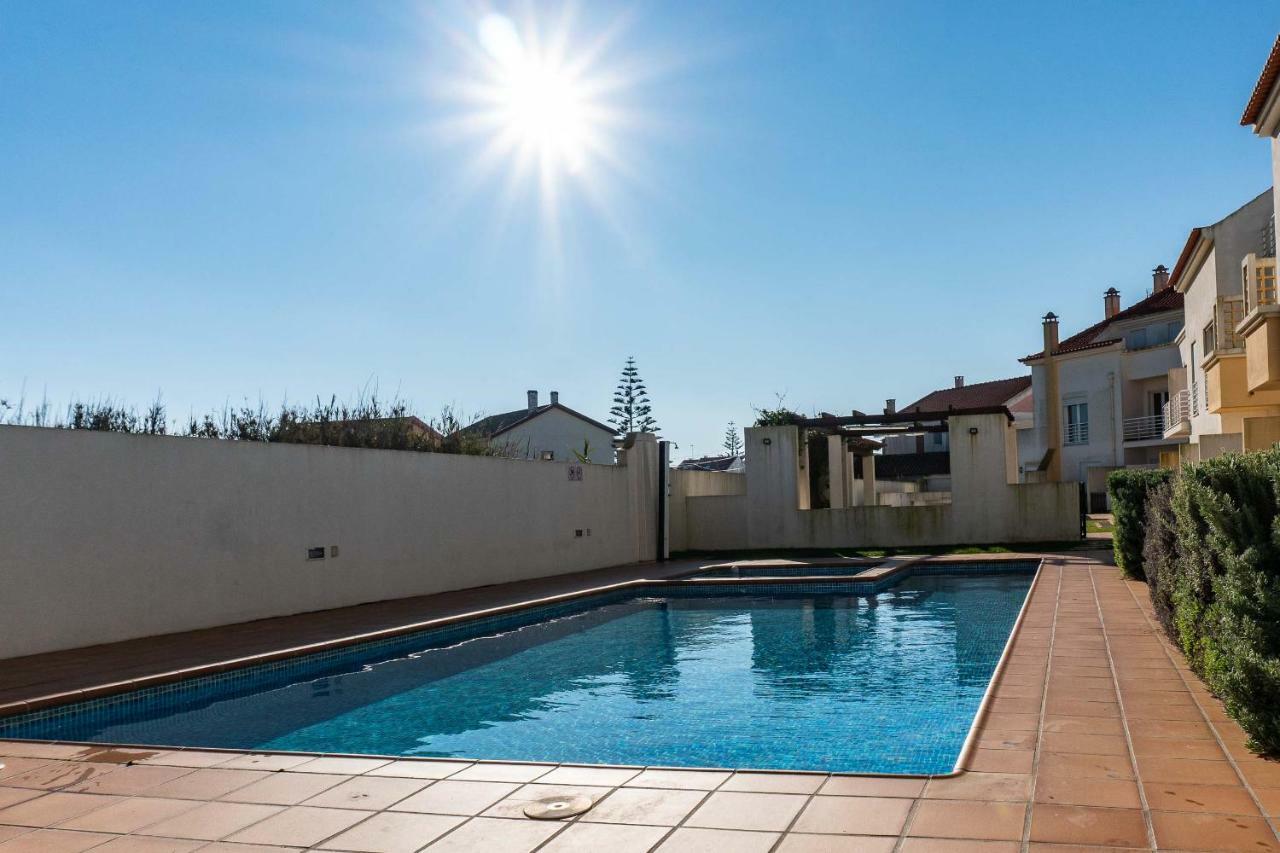 Apartments Baleal: Sunshine By The Pool Ferrel  Dış mekan fotoğraf